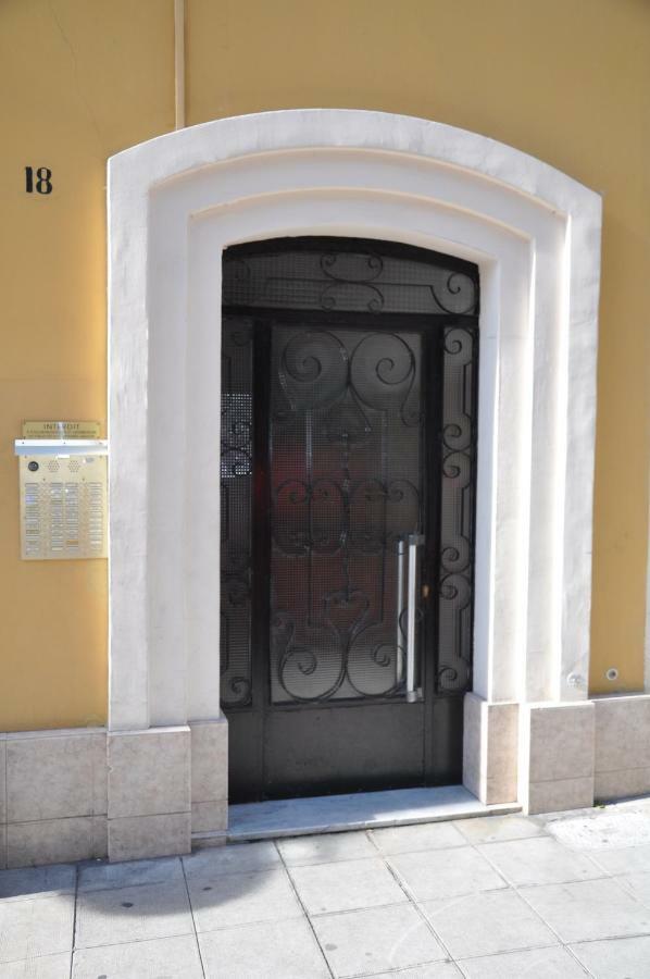 Charmant Studio Tout Proche Du Port Nice Exterior photo